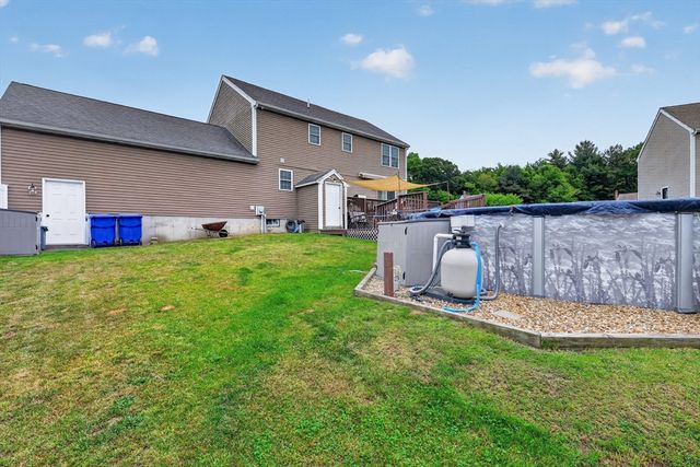 59 Arabian Dr, Taunton, MA 02780
