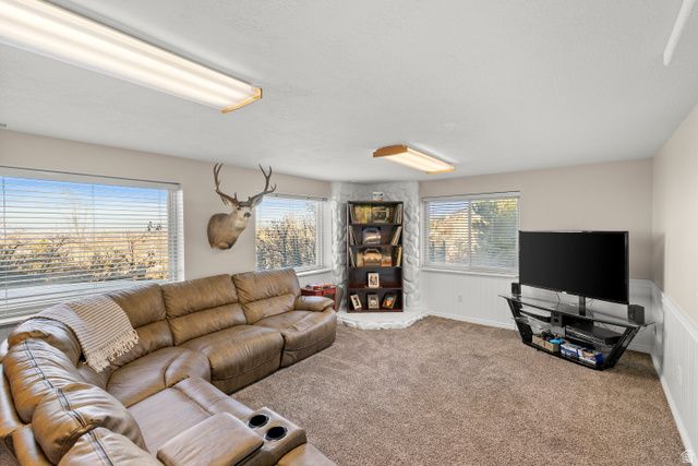 1127 N 3150 E, Layton, UT 84040