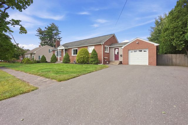 105 Edward St, Agawam, MA 01001