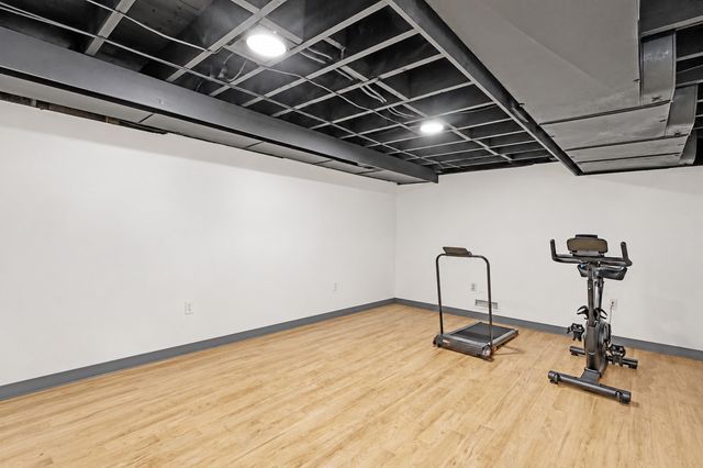 105 Edward St, Agawam, MA 01001
