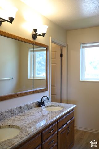 822 E SKYLARK DR, Spanish Fork, UT 84660