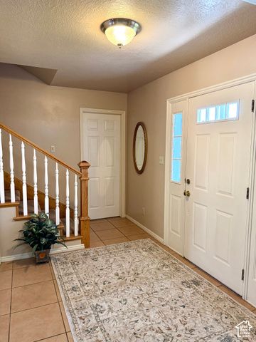 822 E SKYLARK DR, Spanish Fork, UT 84660