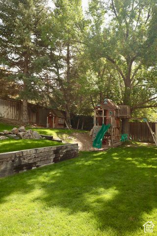 822 E SKYLARK DR, Spanish Fork, UT 84660