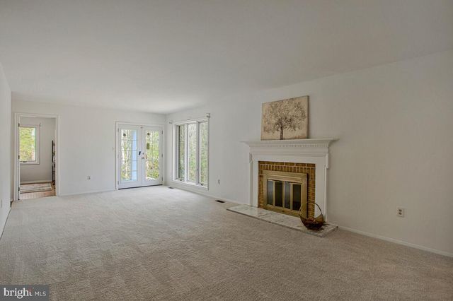 4200 HENRY CT, Saint Leonard, MD 20685