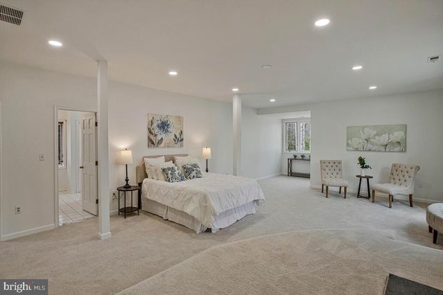 4200 HENRY CT, Saint Leonard, MD 20685