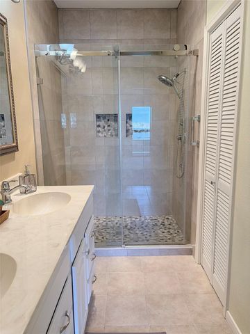 18809 Egret Bay Boulevard 104, Webster, TX 77058