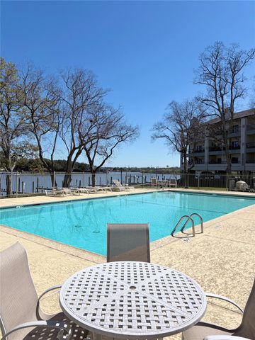 18809 Egret Bay Boulevard 104, Webster, TX 77058