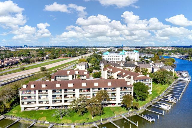 18809 Egret Bay Boulevard 104, Webster, TX 77058