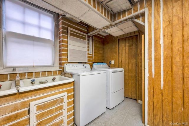 88-35 193rd Street, Hollis, NY 11423