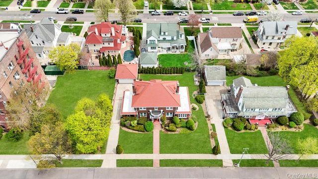 88-35 193rd Street, Hollis, NY 11423