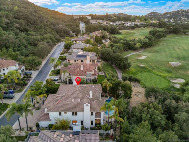 15992 S Woodson Dr, Ramona, CA 92065