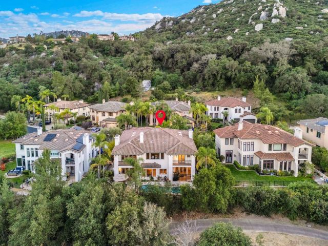 15992 S Woodson Dr, Ramona, CA 92065