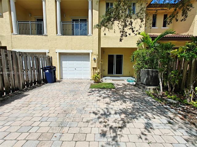 11252 SW 230th Ter 11252, Miami, FL 33170
