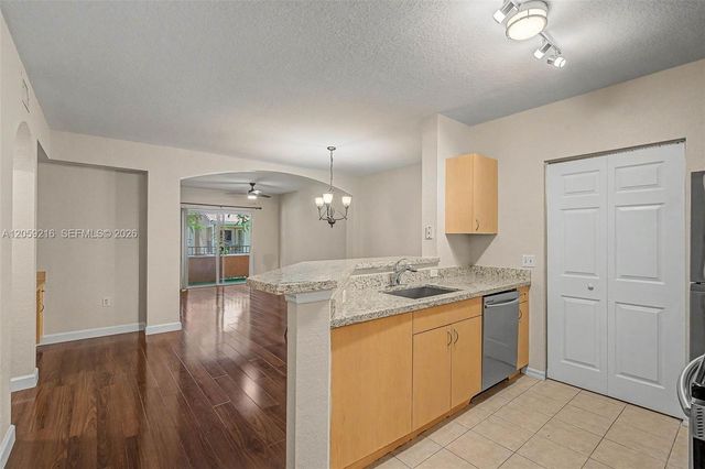 1003 Belmont Lane 1003, North Lauderdale, FL 33068