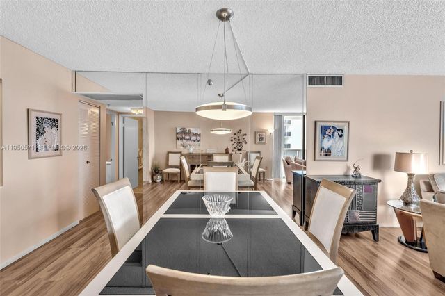 20505 E Country Club Dr 1533, Aventura, FL 33180