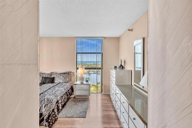 20505 E Country Club Dr 1533, Aventura, FL 33180