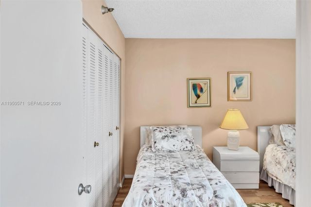 20505 E Country Club Dr 1533, Aventura, FL 33180