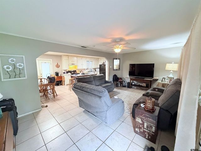 1115 Powers Dr, Tyler, TX 75701