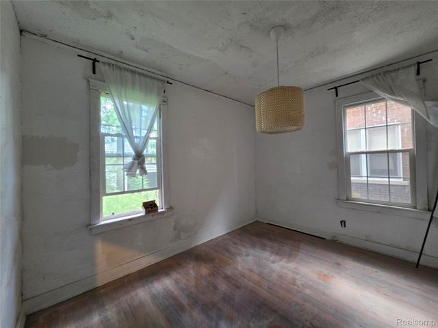 3337 Kendall Street, Detroit, MI 48238