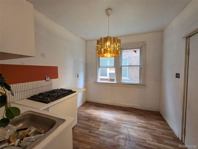 3337 Kendall Street, Detroit, MI 48238