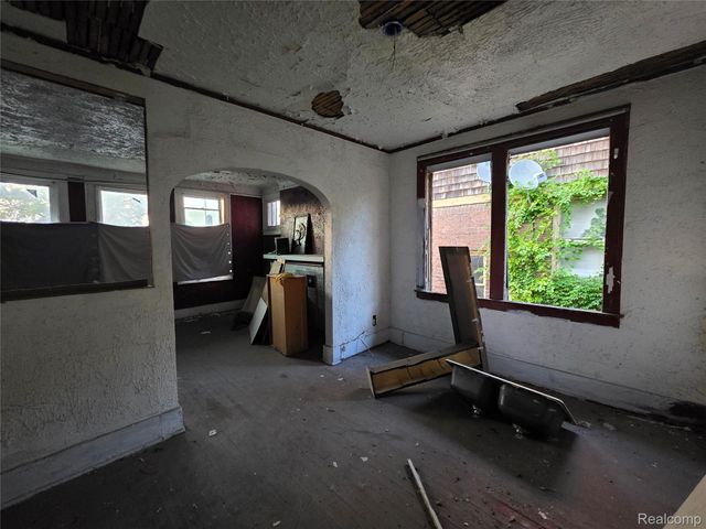 3337 Kendall Street, Detroit, MI 48238