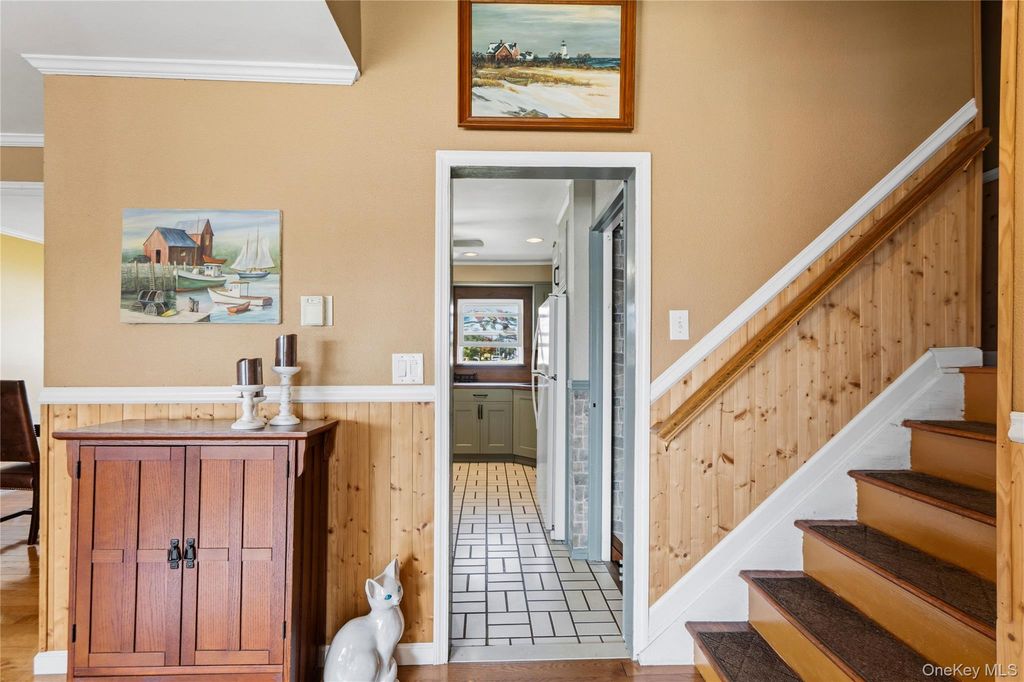 582 Benton Road, East Meadow, NY 11554 — photo 5