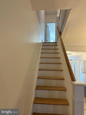 1725 N LAMBERT ST, Philadelphia, PA 19121