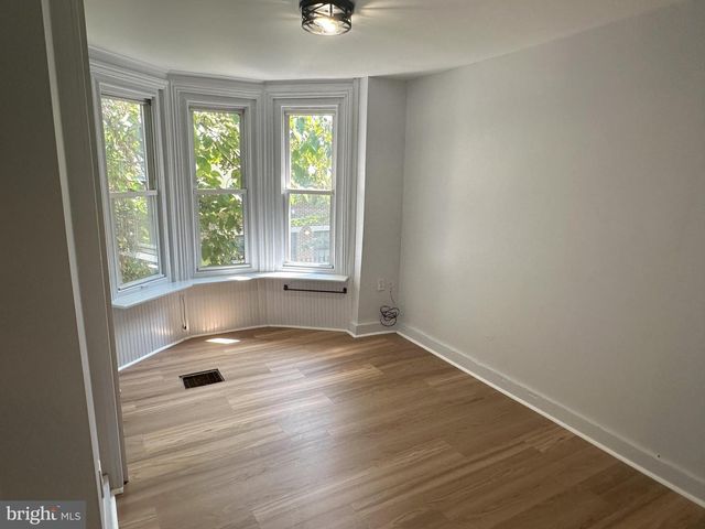 1725 N LAMBERT ST, Philadelphia, PA 19121