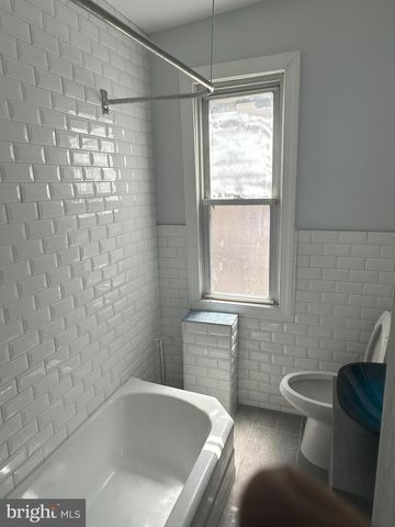 1725 N LAMBERT ST, Philadelphia, PA 19121