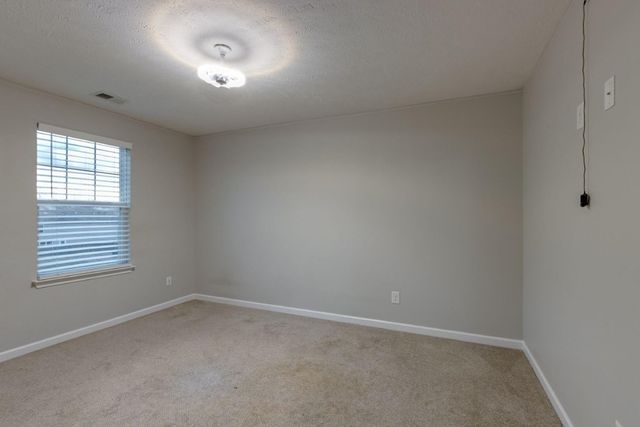 303 Amit St, La Vergne, TN 37086