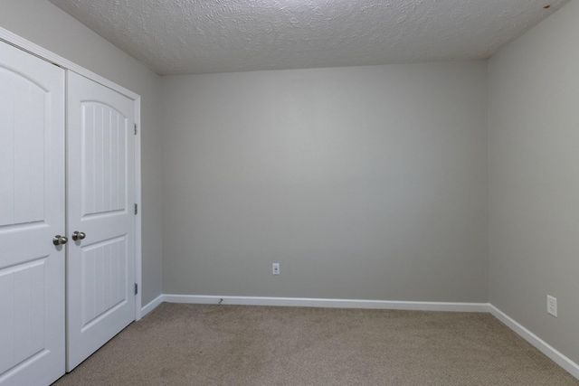 303 Amit St, La Vergne, TN 37086