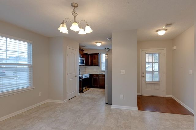 303 Amit St, La Vergne, TN 37086