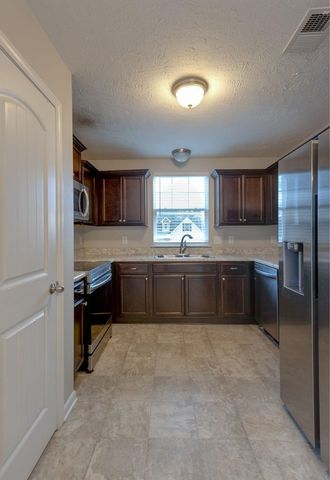 303 Amit St, La Vergne, TN 37086