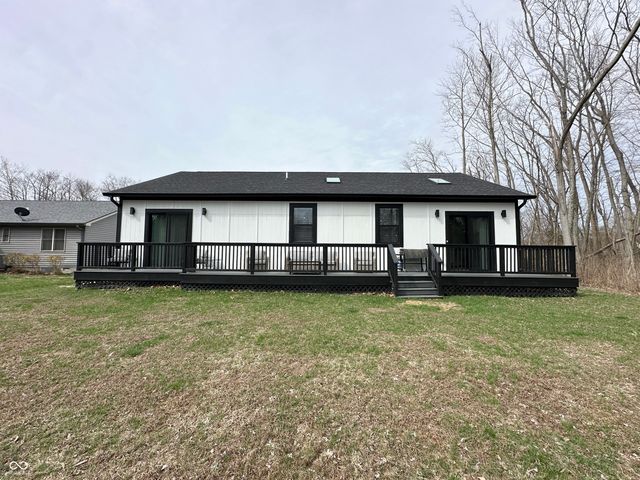 378 Mill Springs, Fillmore, IN 46128