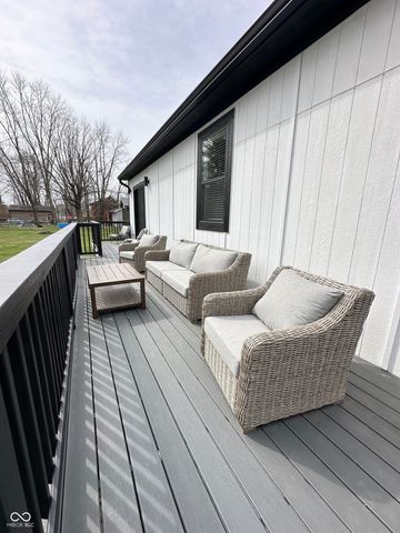 378 Mill Springs, Fillmore, IN 46128