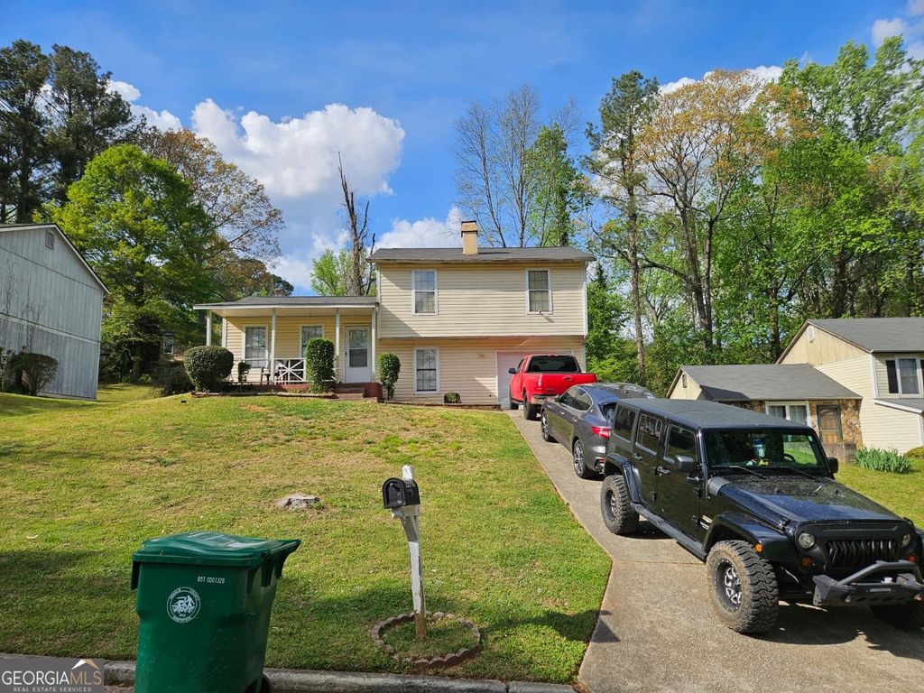 3924 Wood Path Drive, Stone Mountain, GA 30083