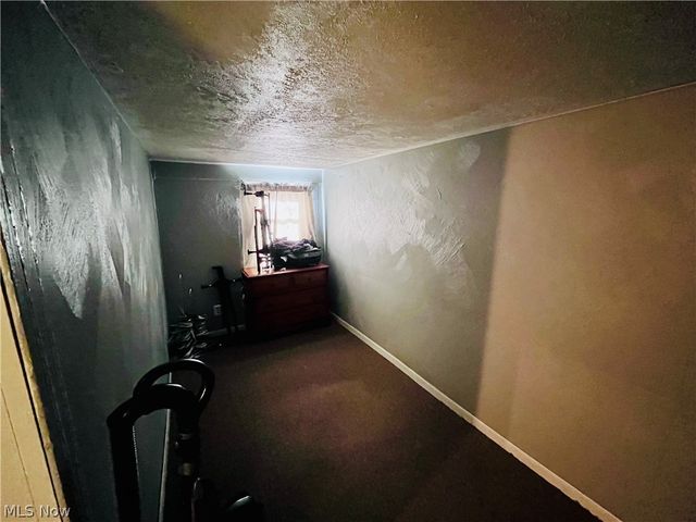 603 Utah Lane, Chester, WV 26034