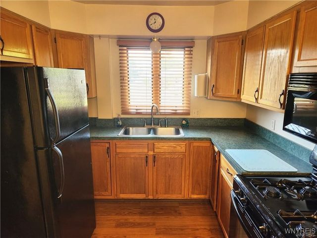 6 Steele Circle, Niagara, NY 14304