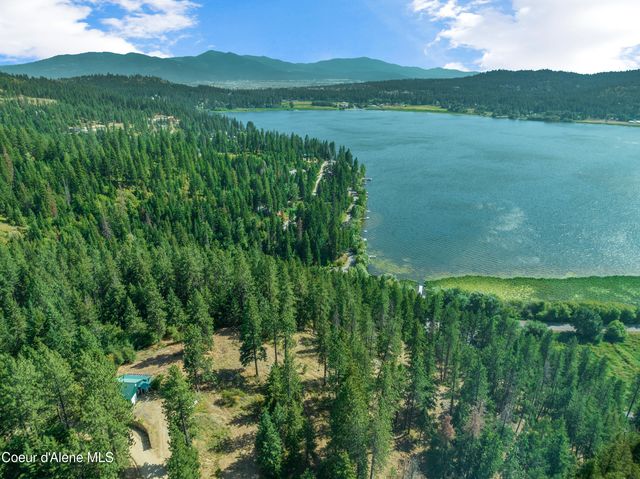 16154 N Smith AVE, Hauser, ID 83854