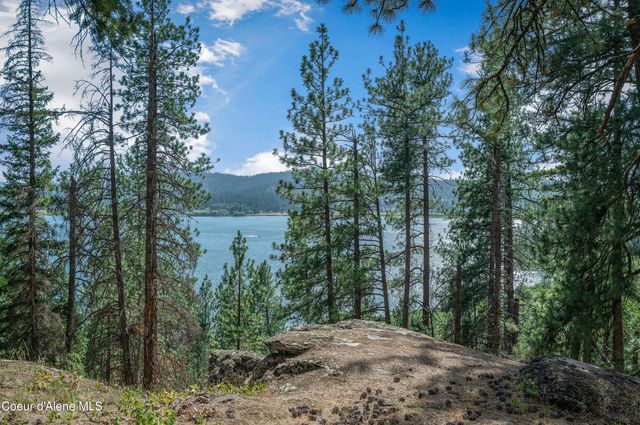 16154 N Smith AVE, Hauser, ID 83854