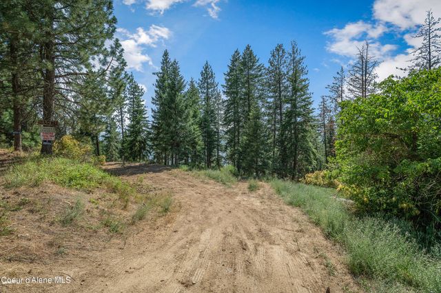 16154 N Smith AVE, Hauser, ID 83854