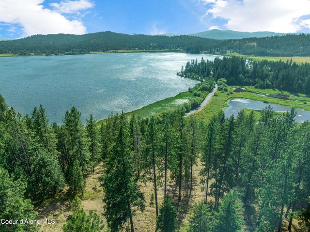16154 N Smith AVE, Hauser, ID 83854