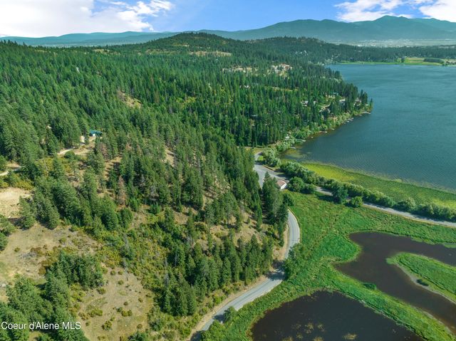 16154 N Smith AVE, Hauser, ID 83854