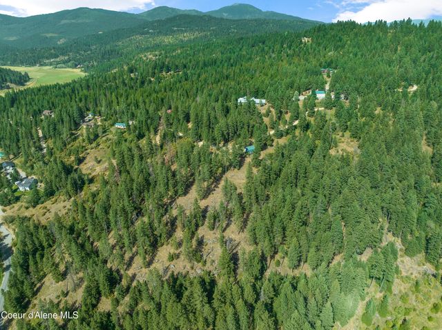 16154 N Smith AVE, Hauser, ID 83854