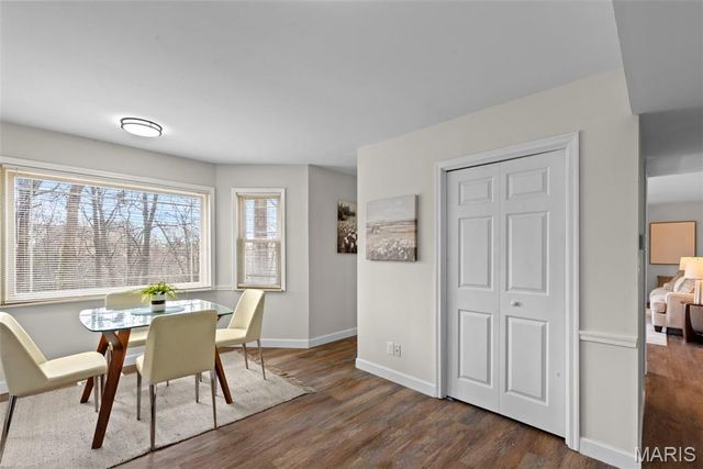 1494 Royal Springs Drive, Sunset Hills, MO 63122