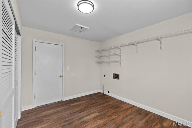 1494 Royal Springs Drive, Sunset Hills, MO 63122