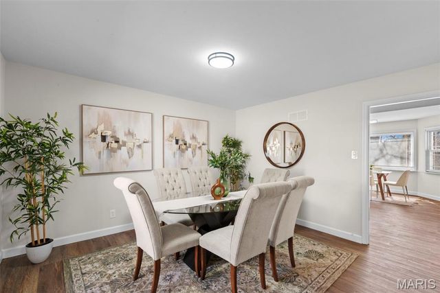 1494 Royal Springs Drive, Sunset Hills, MO 63122