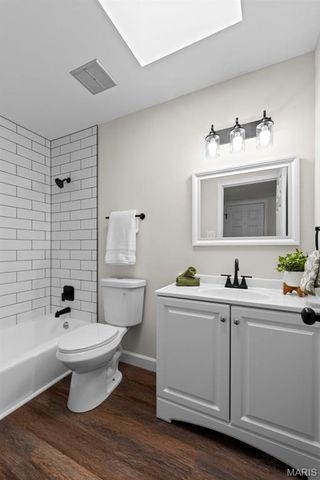 1494 Royal Springs Drive, Sunset Hills, MO 63122