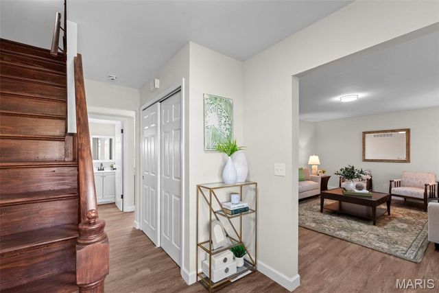 1494 Royal Springs Drive, Sunset Hills, MO 63122