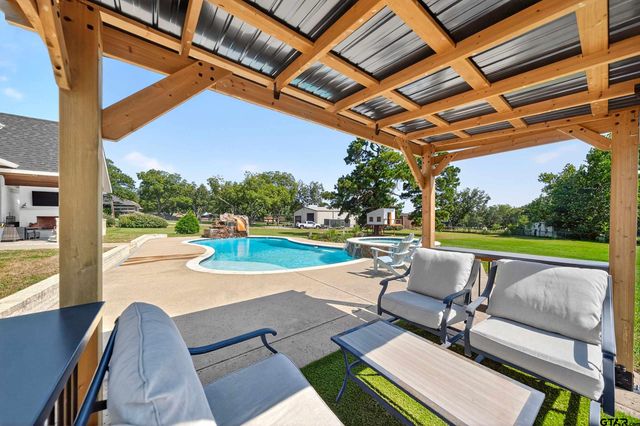 11855 County Road 1169, Tyler, TX 75703